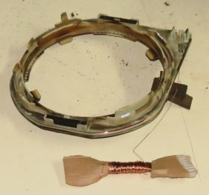 DesguaceMonitorCRTDesbobinando