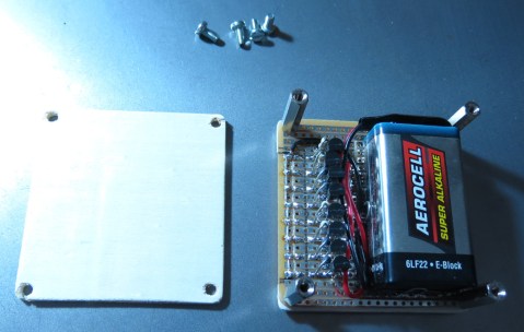 ComprobadorLEDs-CaratulaMontada