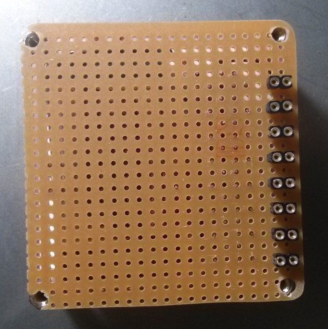 ComprobadorLEDs-SoldandoPines