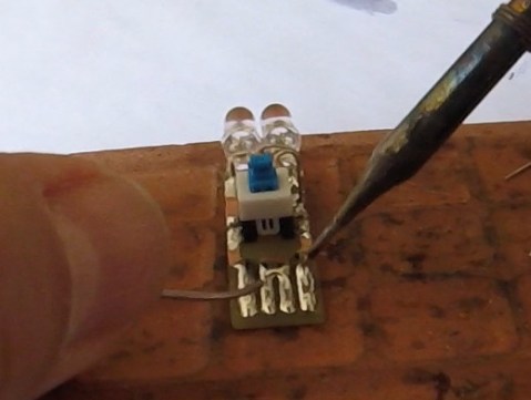 MiniLinternaUSB-estanado